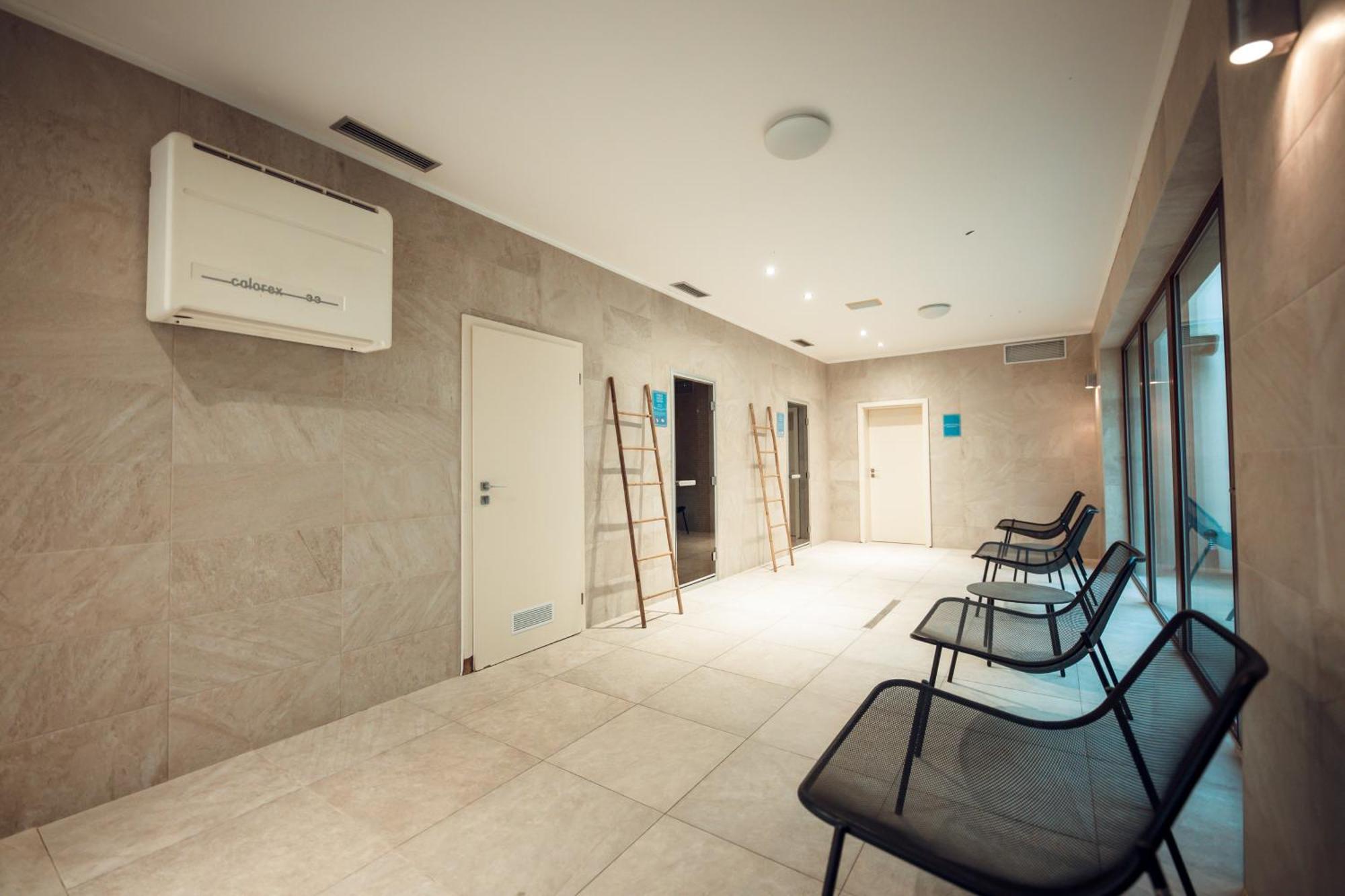 Hotel Kastiel Mojmírovce Extérieur photo