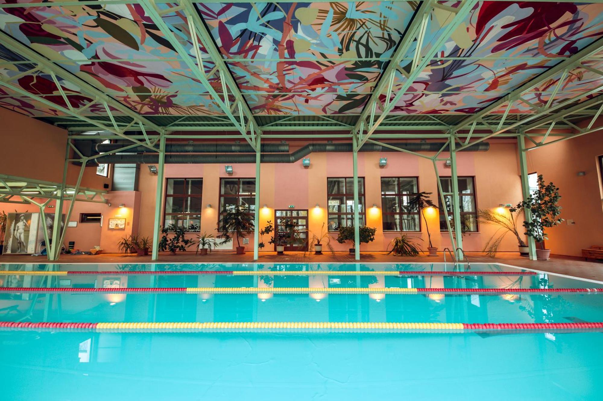 Hotel Kastiel Mojmírovce Extérieur photo
